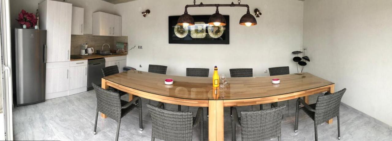 Croliday Apartment With Pool Nin Vrsi Bagian luar foto