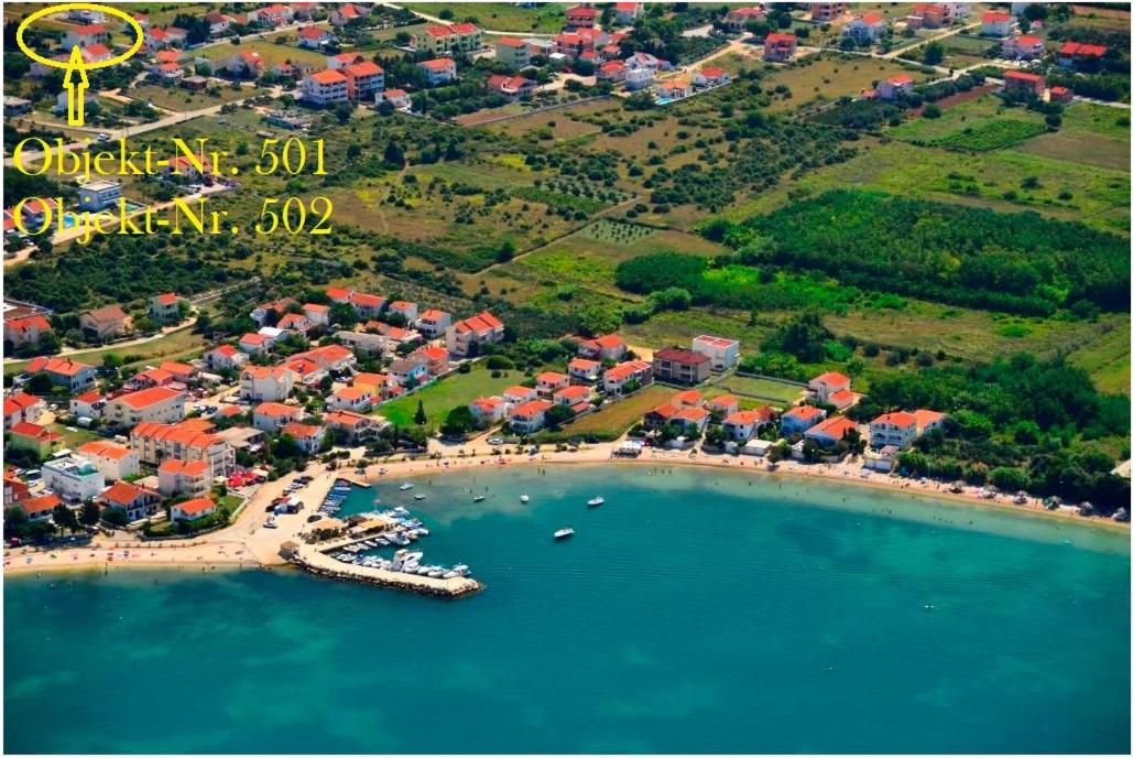 Croliday Apartment With Pool Nin Vrsi Bagian luar foto